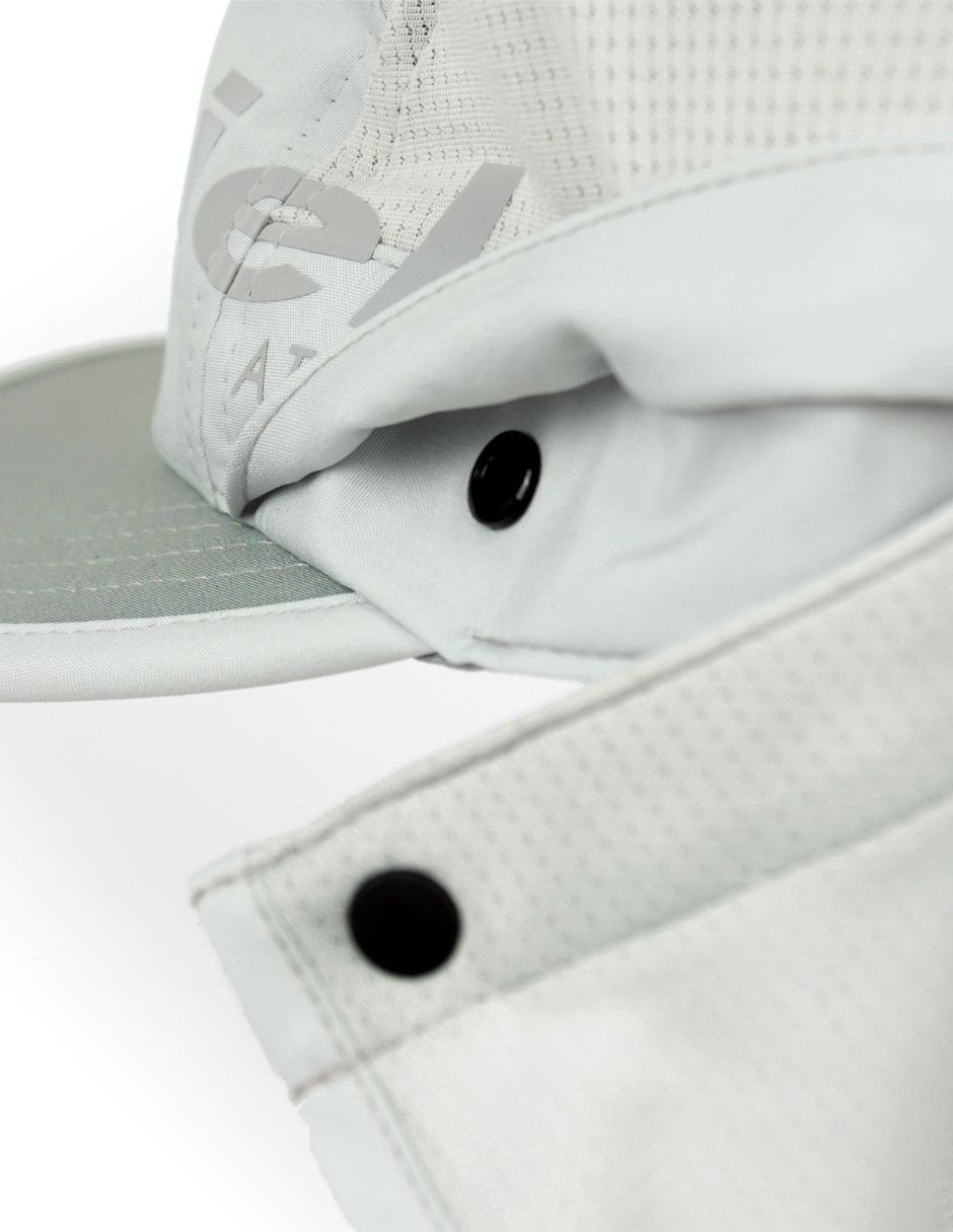 GOCapPYN-Comp-Onehundred-LightGrey