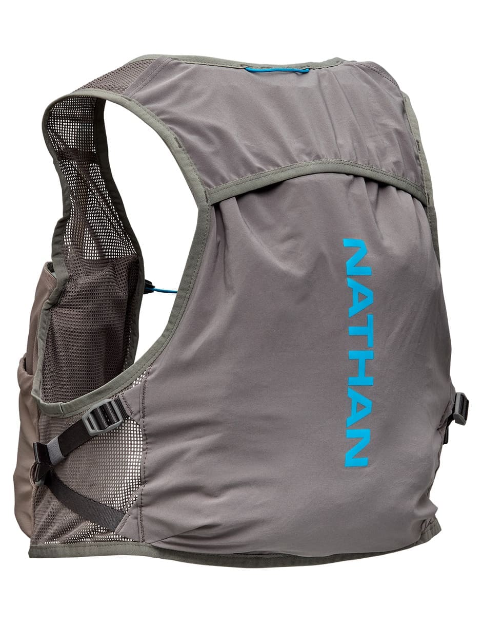 PINNACLE BREEZE 4L W/TWO 14OZ SOFT FLASKS ELECTRIC BLUE