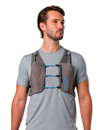 PINNACLE BREEZE 4L W/TWO 14OZ SOFT FLASKS ELECTRIC BLUE