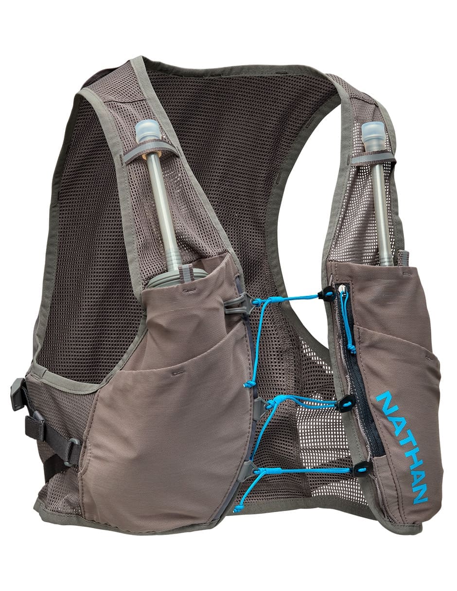 PINNACLE BREEZE 4L W/TWO 14OZ SOFT FLASKS ELECTRIC BLUE