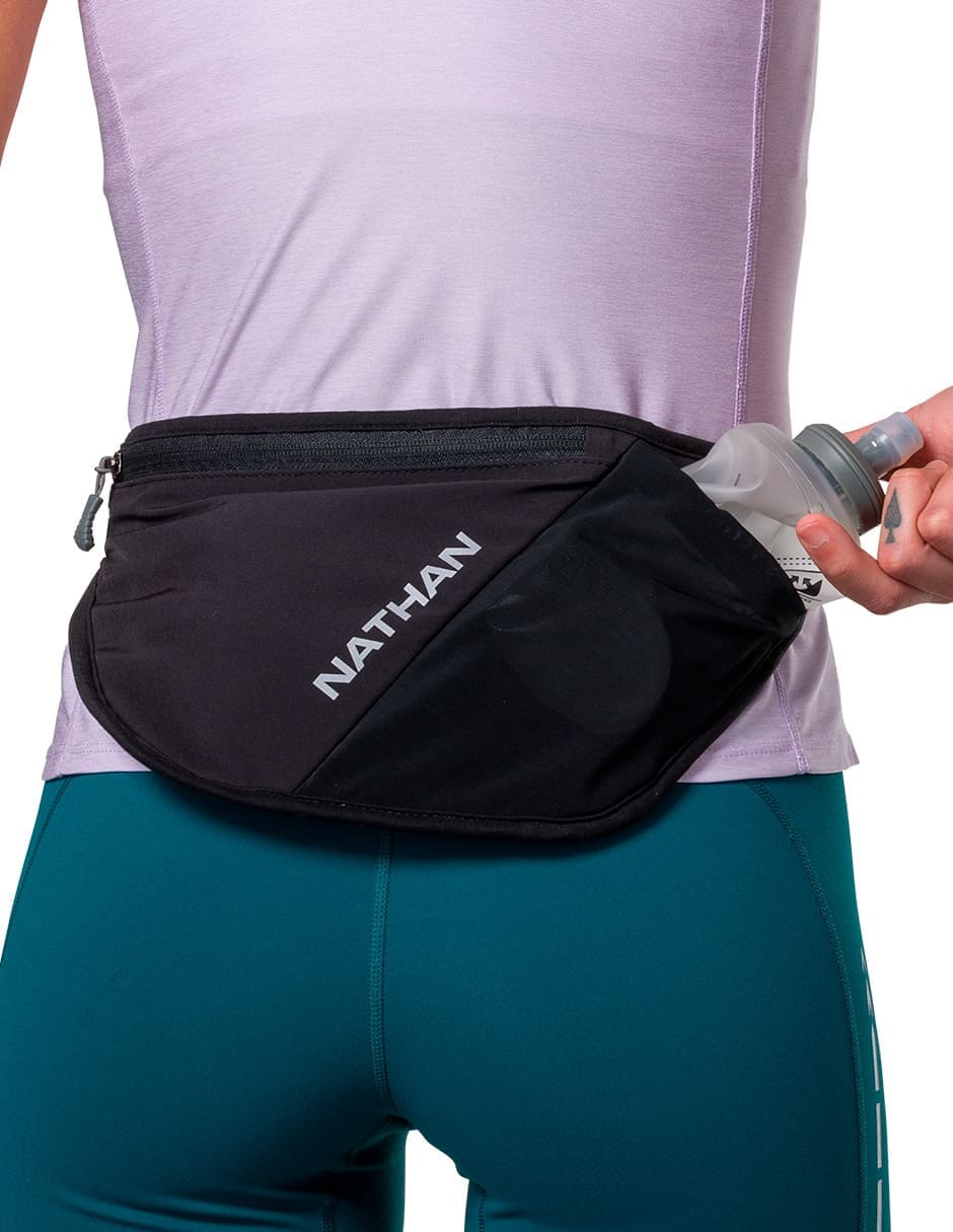 PINNACLE FEATHERLITE BELT W/18OZ / 535ML SOFT FLASK OSFM BLACK SILVER